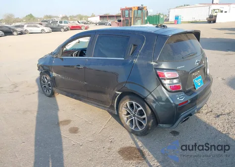 2020 Chevrolet Sonic Fwd Lt 5-Door из США, поврежденный, VIN 1G1JD6SB8L4139941